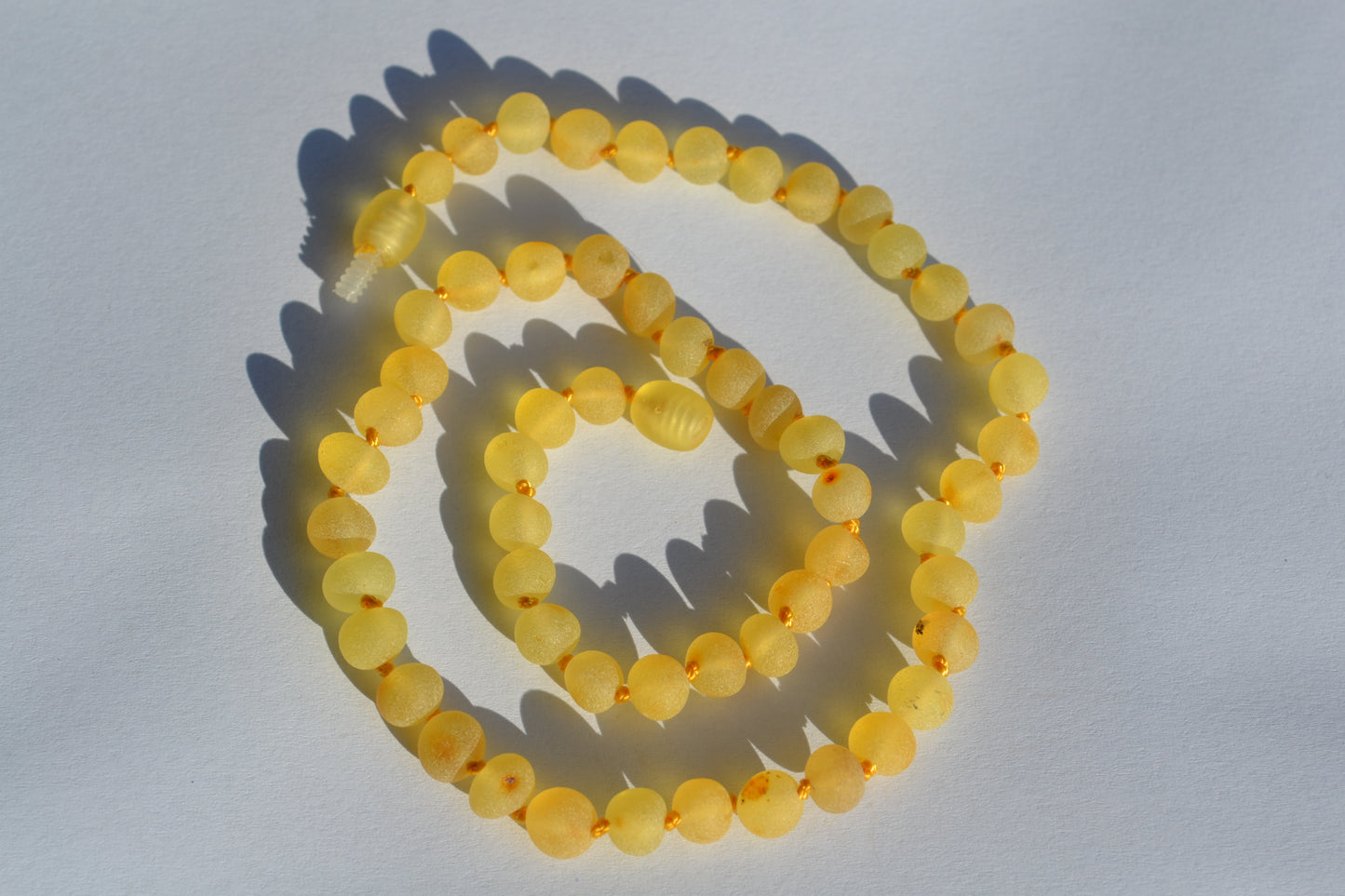 Amber Woman necklace raw lemon 45cm