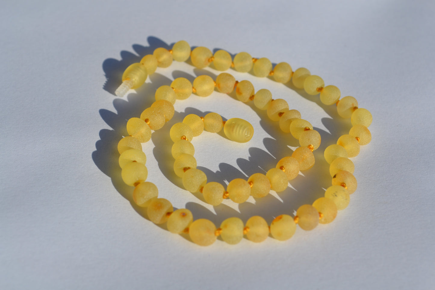 Amber Woman necklace raw lemon 45cm