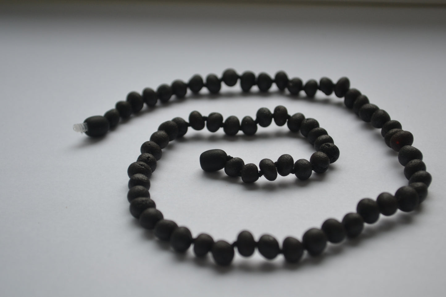 Amber Woman necklace raw black 45cm